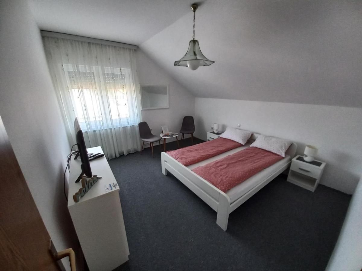 Apartmani Denis Dubrave Gornje Exteriör bild