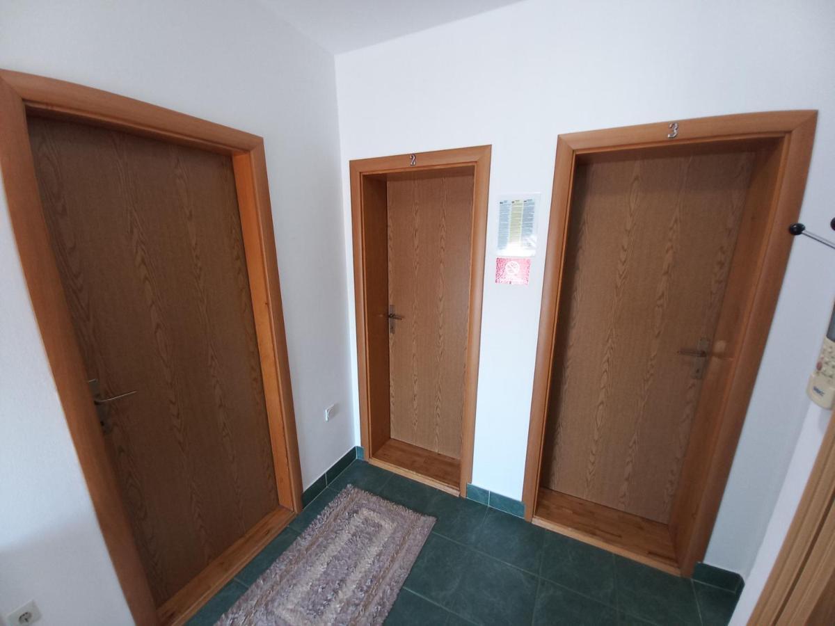 Apartmani Denis Dubrave Gornje Exteriör bild