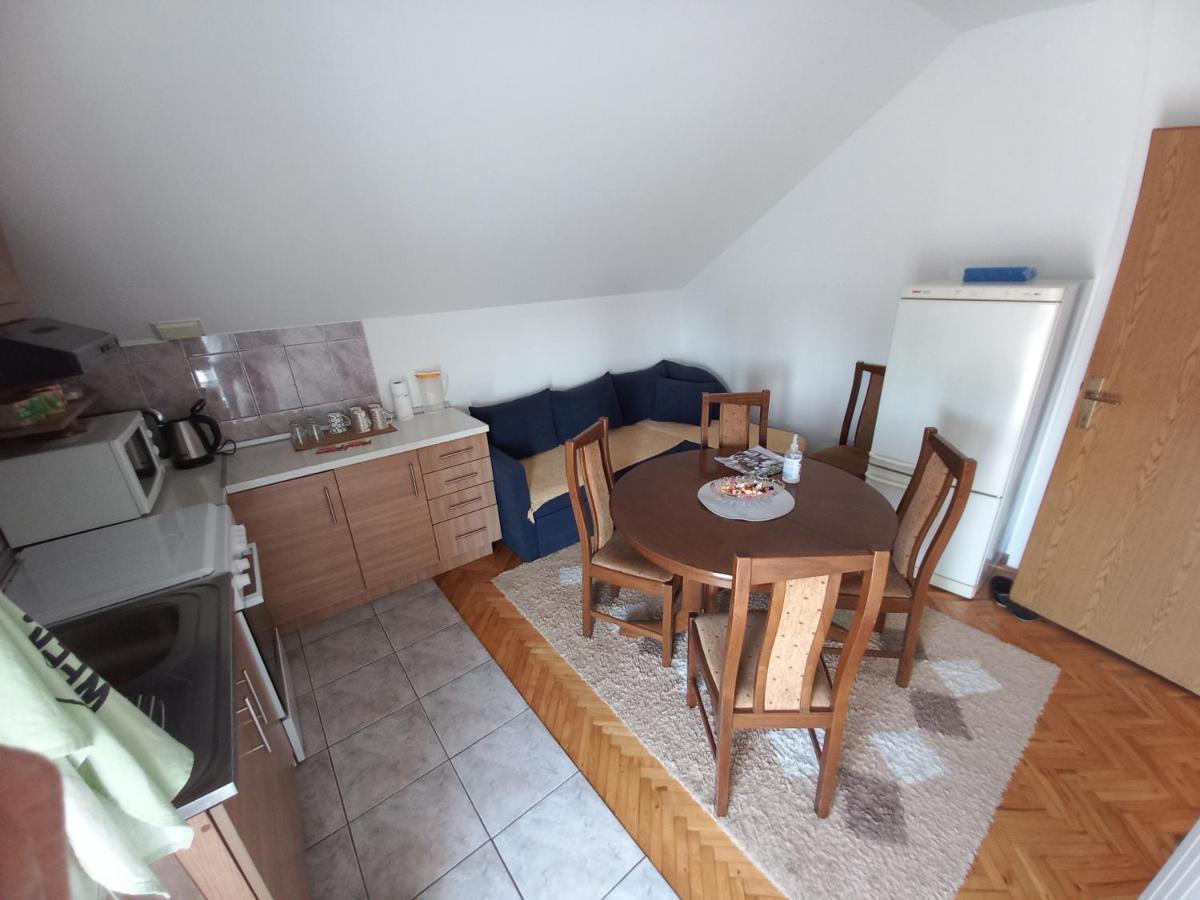Apartmani Denis Dubrave Gornje Exteriör bild