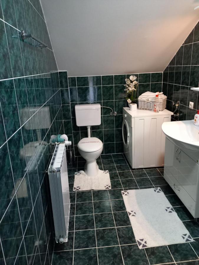 Apartmani Denis Dubrave Gornje Exteriör bild